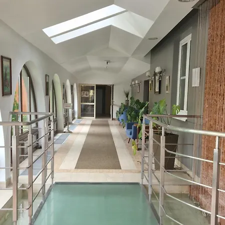Korona & Wellness Hotel 4*