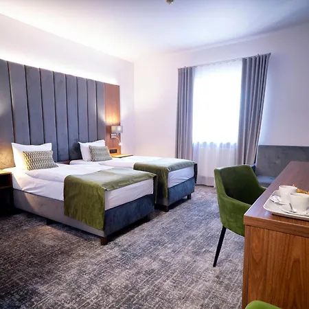 Korona & Wellness 4* Zemborzyce Dolne
