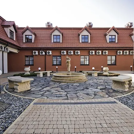 Korona & Wellness Hotel Zemborzyce Dolne